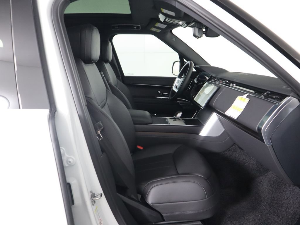 New 2026 Land Rover Range Rover SE image 21
