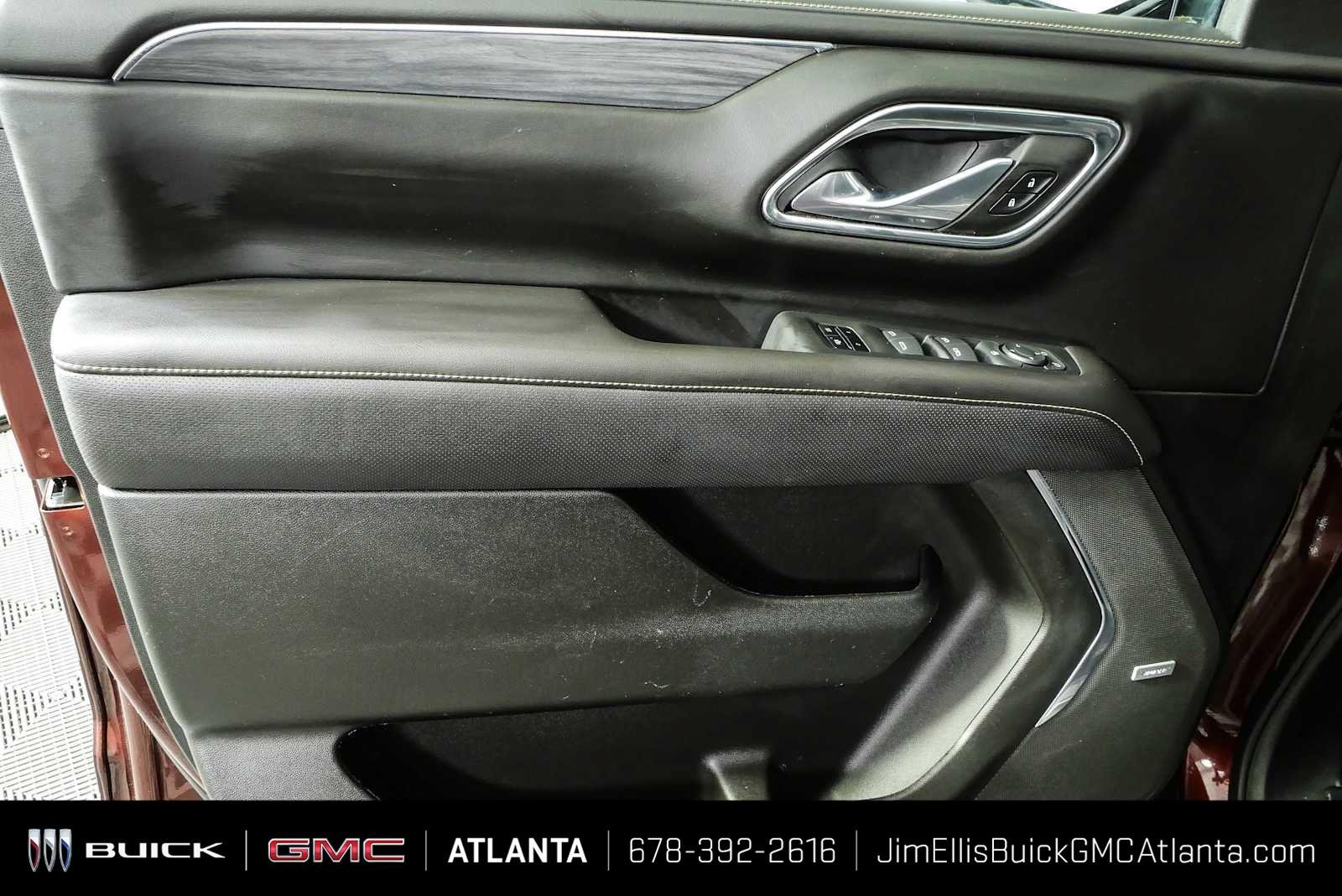 Certified 2023 GMC Yukon XL SLT AWD/4WD image 12