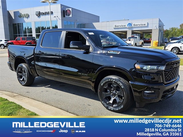 New 2025 RAM 1500 2WD Crew Cab