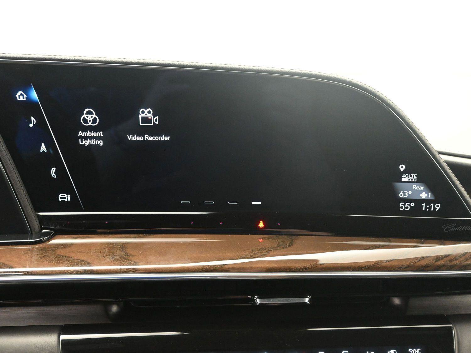 Used 2023 Cadillac Escalade Sport Platinum w/ LPO, ONYX Package image 32