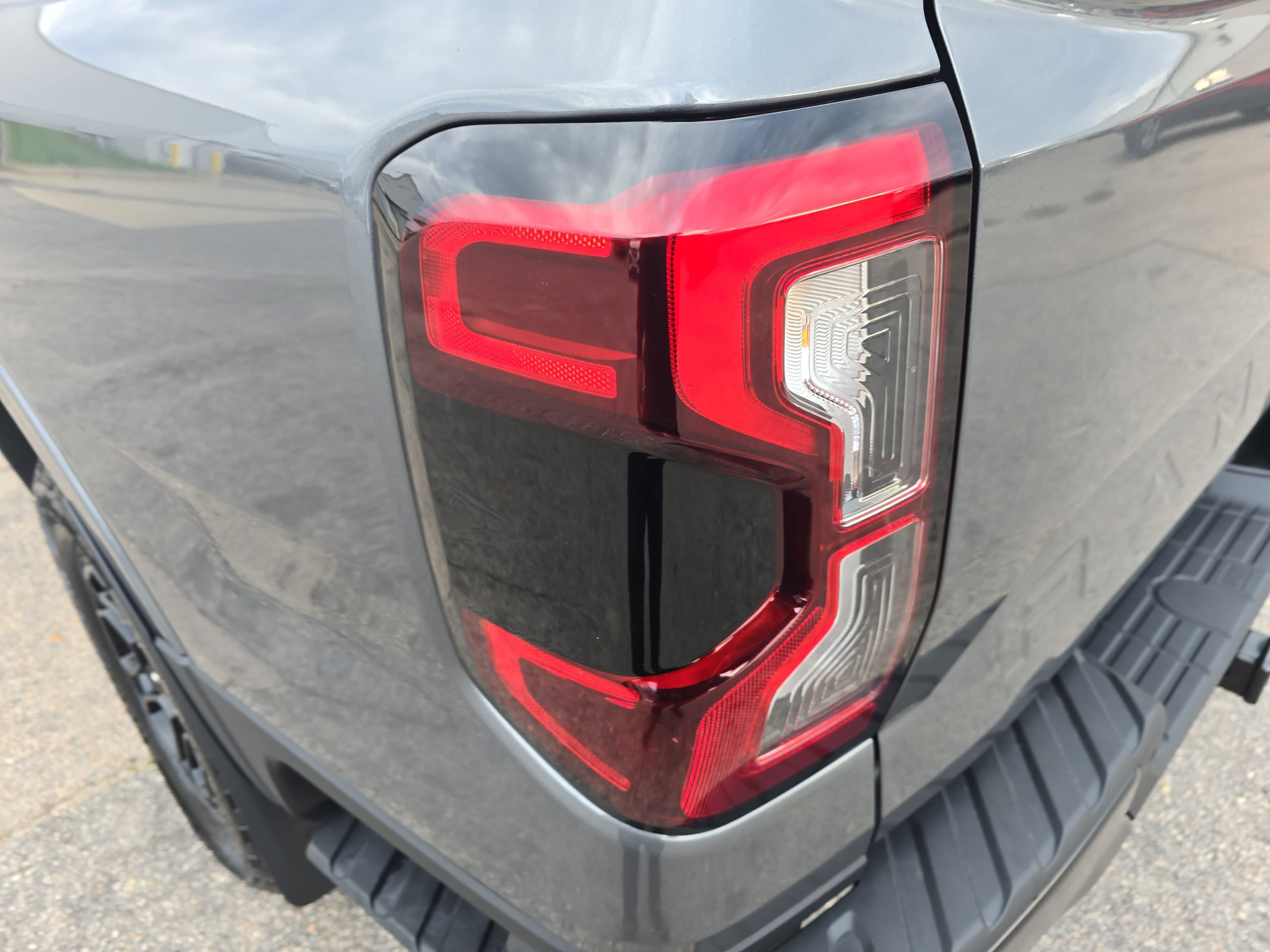 New 2026 Ford Ranger XLT w/ Black Appearance Package RWD image 36