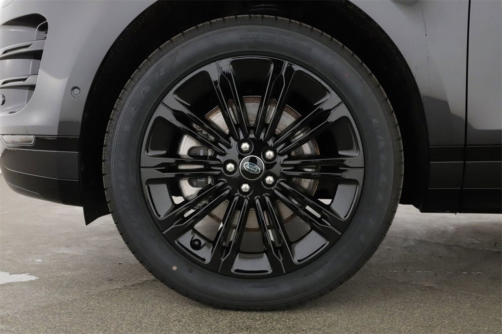 New 2024 Land Rover Range Rover Evoque Dynamic SE image 28