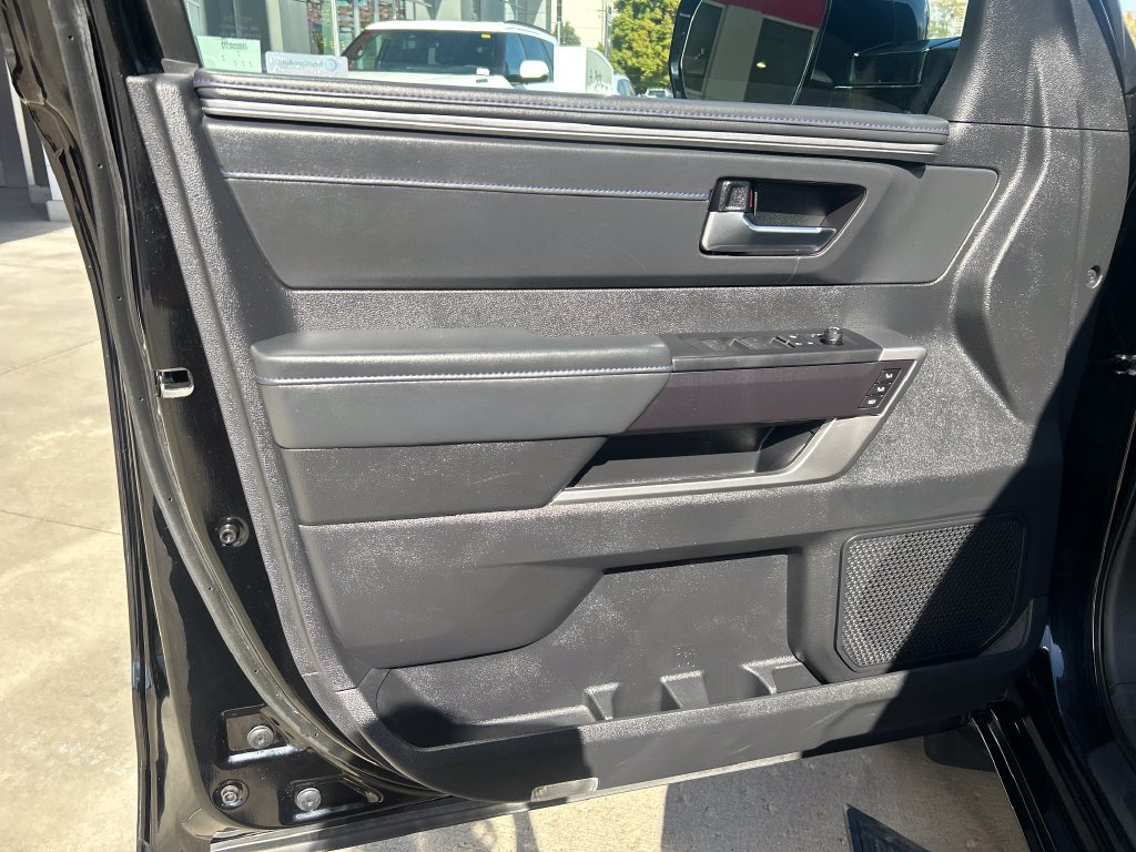 Certified 2023 Toyota Sequoia Platinum AWD/4WD image 11
