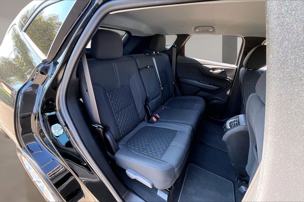 Used 2022 Chevrolet Blazer LT FWD image 29