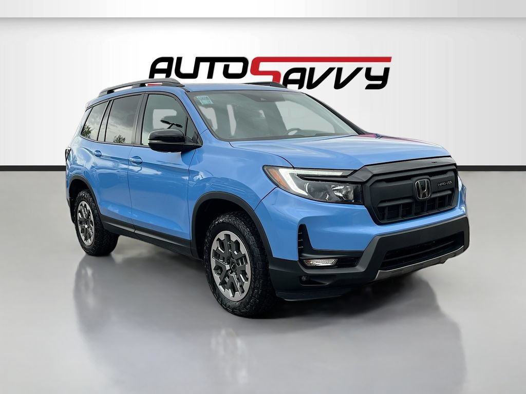 Used 2024 Honda Passport TrailSport image 1