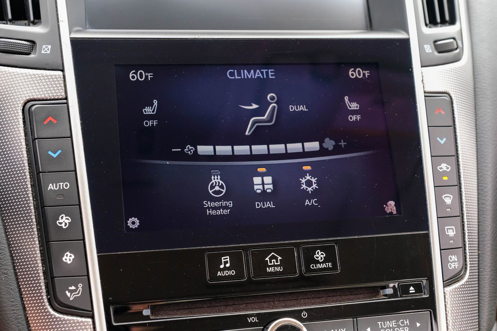Used 2015 INFINITI Q50 Premium w/ Navigation Package AWD/4WD image 39
