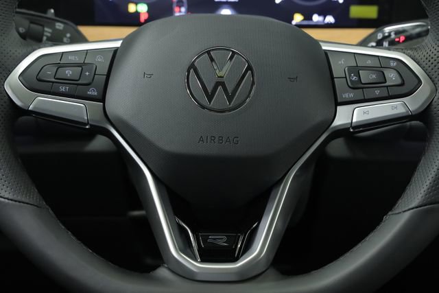 New 2026 Volkswagen Tiguan SEL R-Line image 13