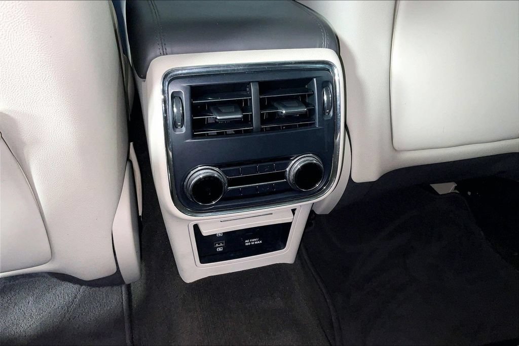 Used 2019 Lincoln Continental Reserve AWD/4WD image 31