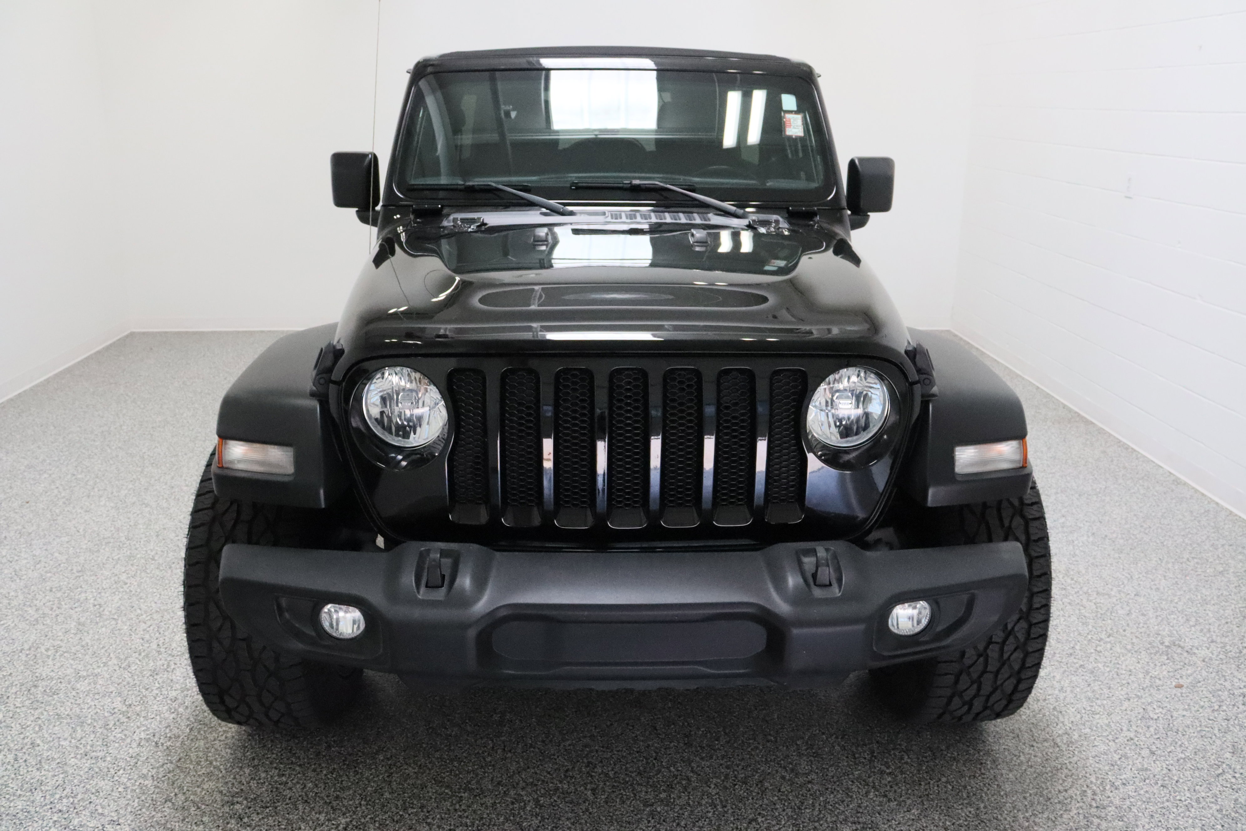 Used 2021 Jeep Wrangler Unlimited Sport w/ Sun And Sound Package AWD/4WD image 3