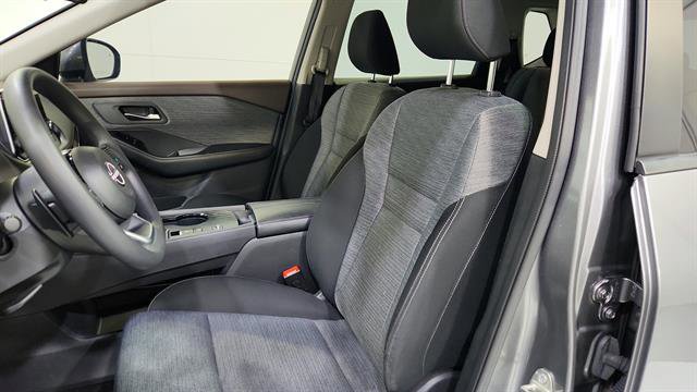 Certified 2023 Nissan Rogue SV image 12