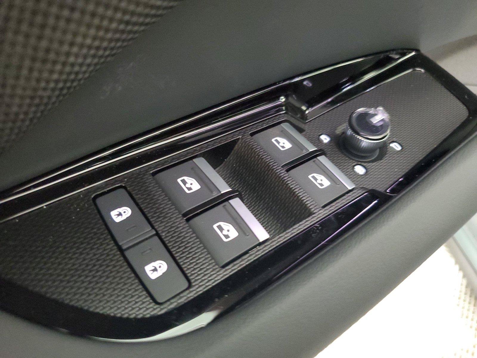 New 2026 Audi Q3 quattro 2.0T AWD/4WD image 20