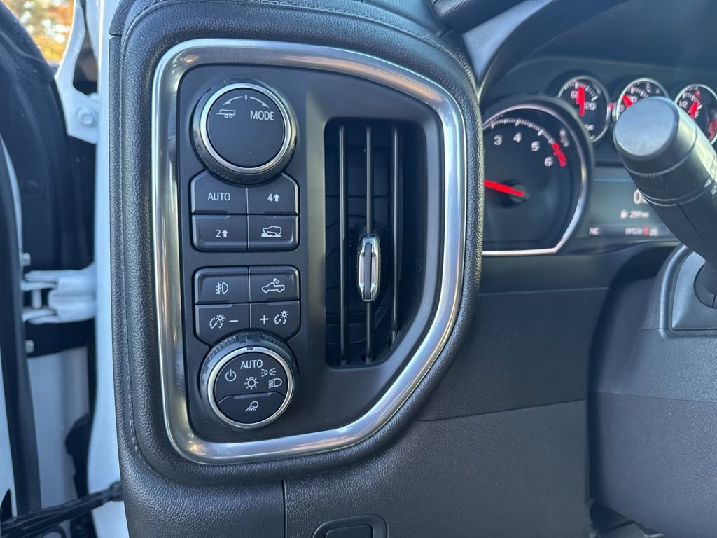 Used 2020 Chevrolet Silverado 1500 LTZ w/ LTZ Plus Package image 22