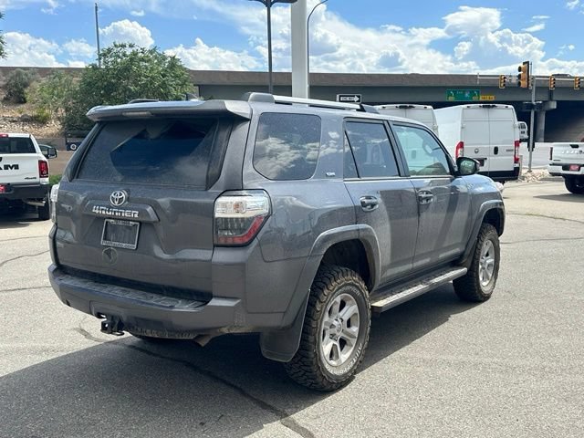 Used 2022 Toyota 4Runner SR5 AWD/4WD image 7