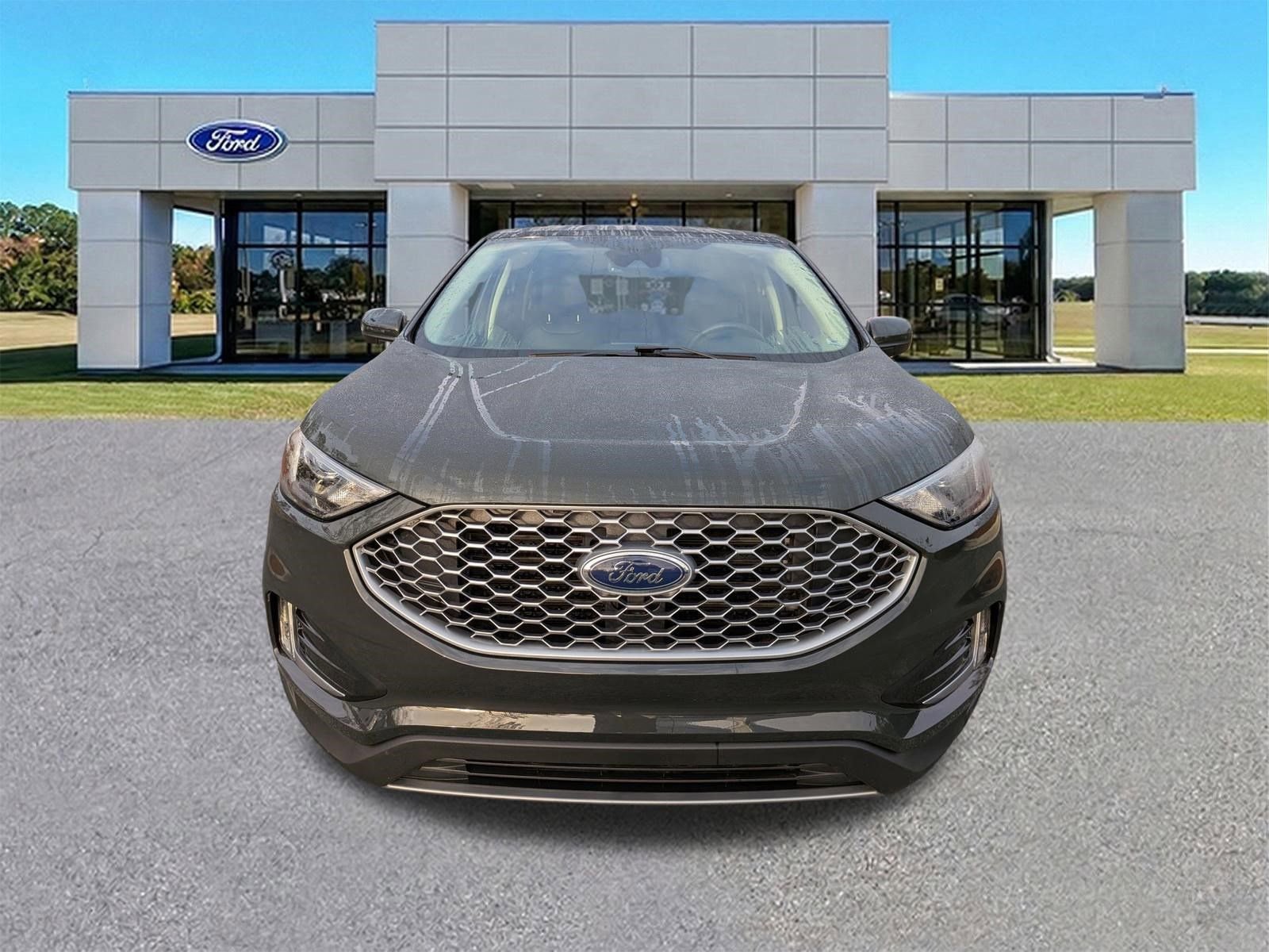 Certified 2024 Ford Edge SEL w/ Convenience Package AWD/4WD image 9