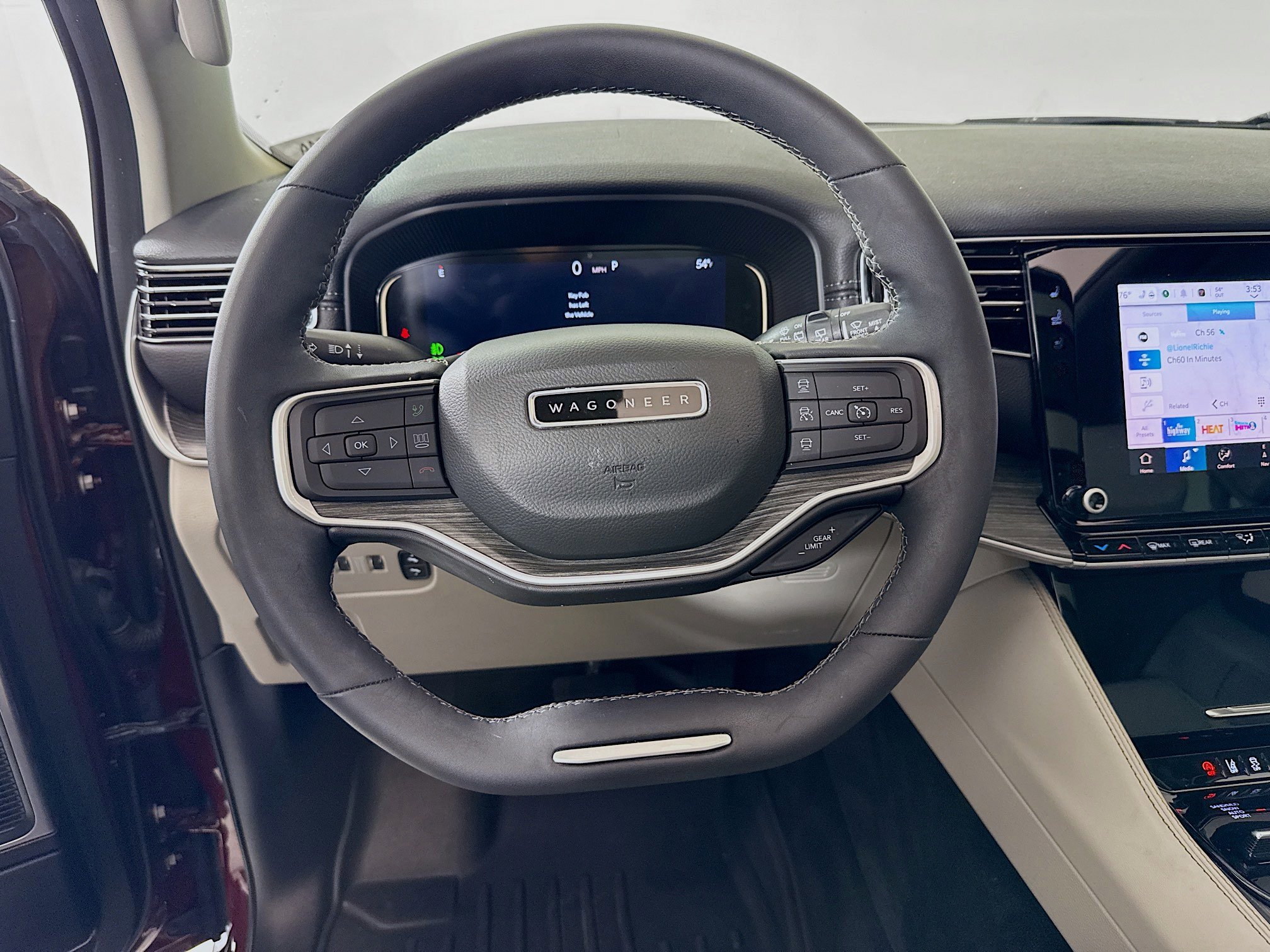 Used 2023 Jeep Wagoneer Series II w/ Premium Group I image 12