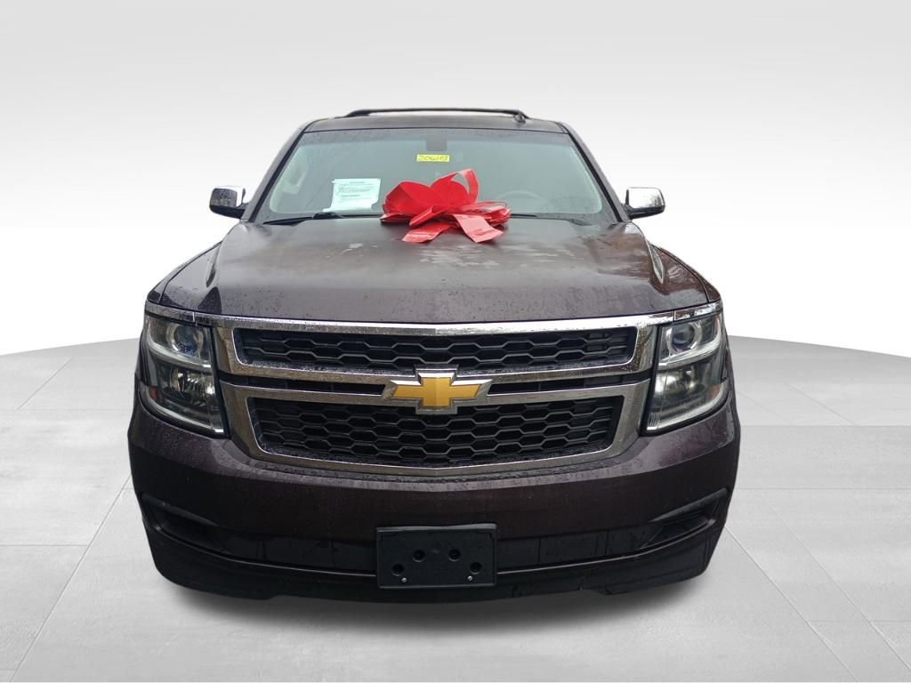 Used 2015 Chevrolet Suburban LS image 2