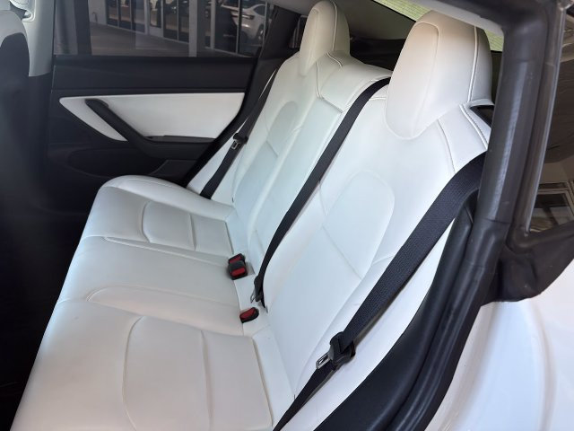 Used 2019 Tesla Model 3 Standard Range Plus RWD image 12