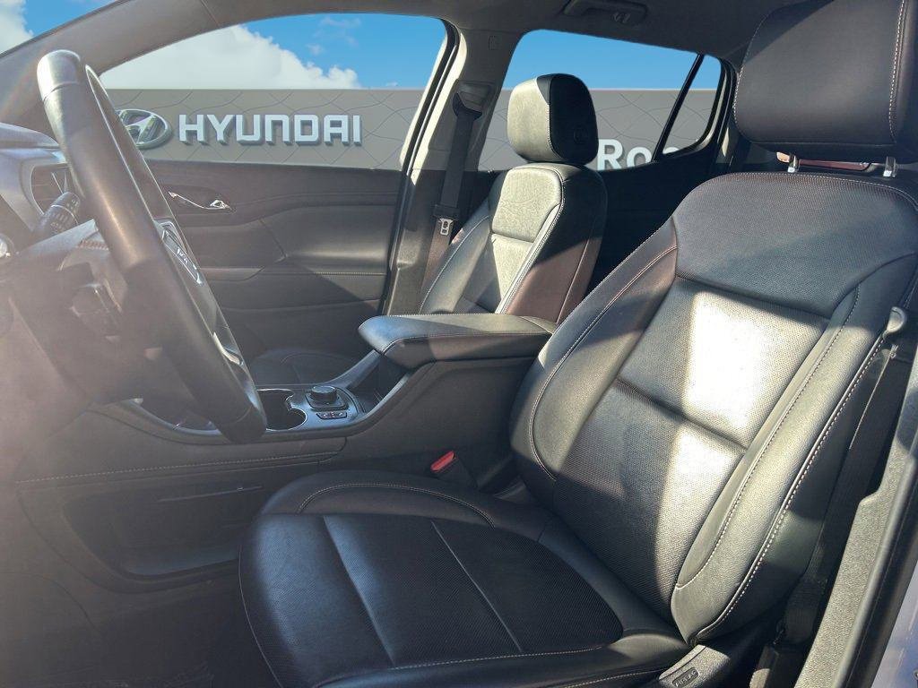 Used 2023 GMC Acadia SLT image 9