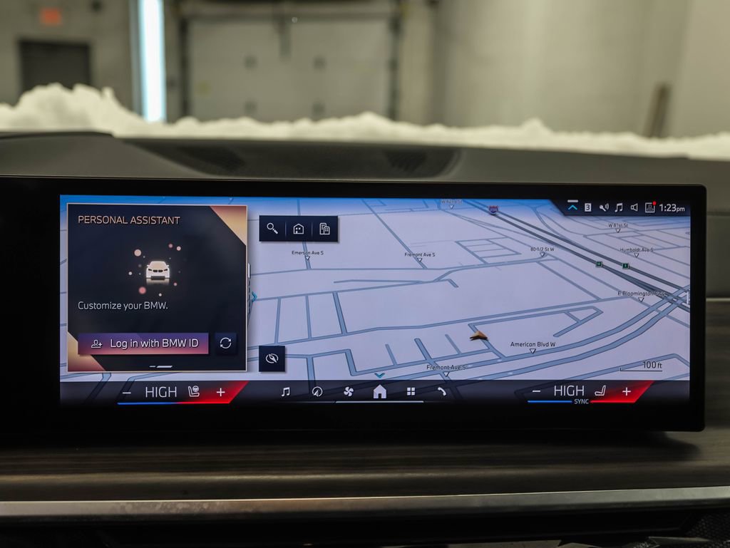 Certified 2025 BMW X5 xDrive50e image 15