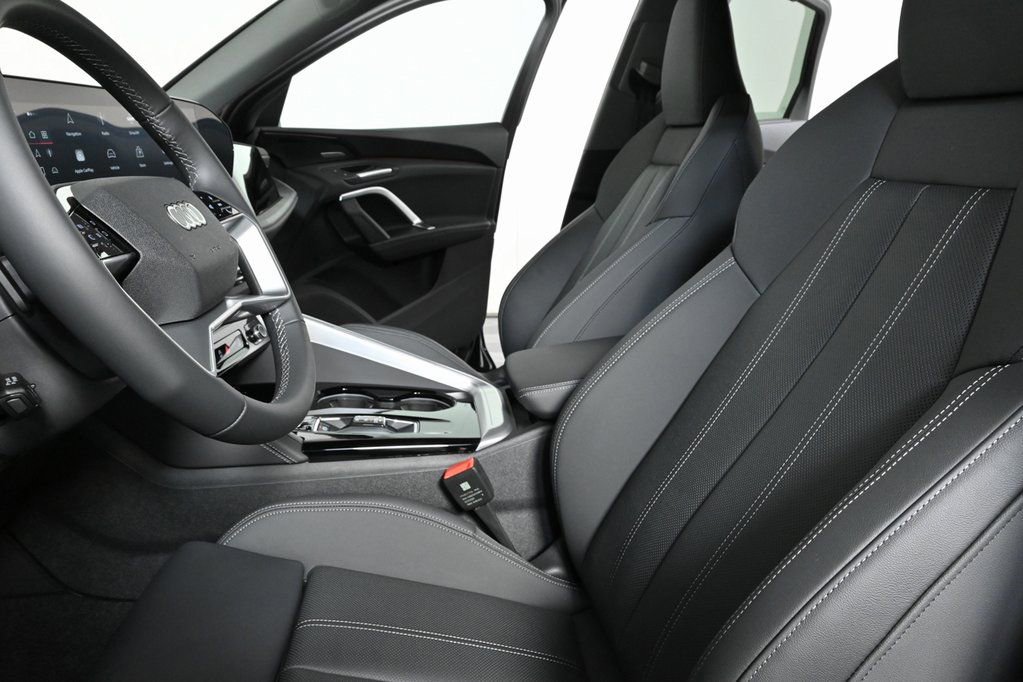 New 2025 Audi Q5 Premium Plus w/ Premium Plus AWD/4WD image 5