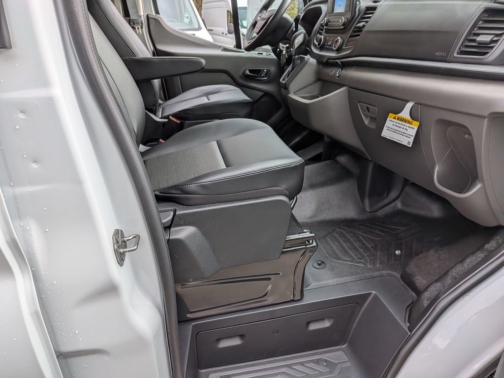 New 2025 Ford Transit 150 Low Roof w/ Load Area Protection Package RWD image 30