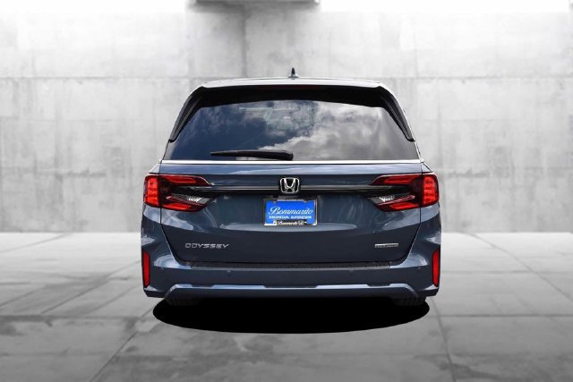 New 2027 Honda Odyssey Touring image 6