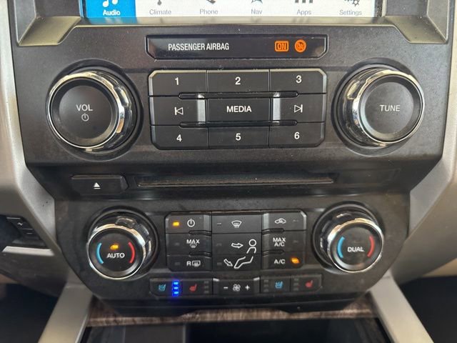 Used 2018 Ford F350 Lariat w/ Lariat Ultimate Package image 25