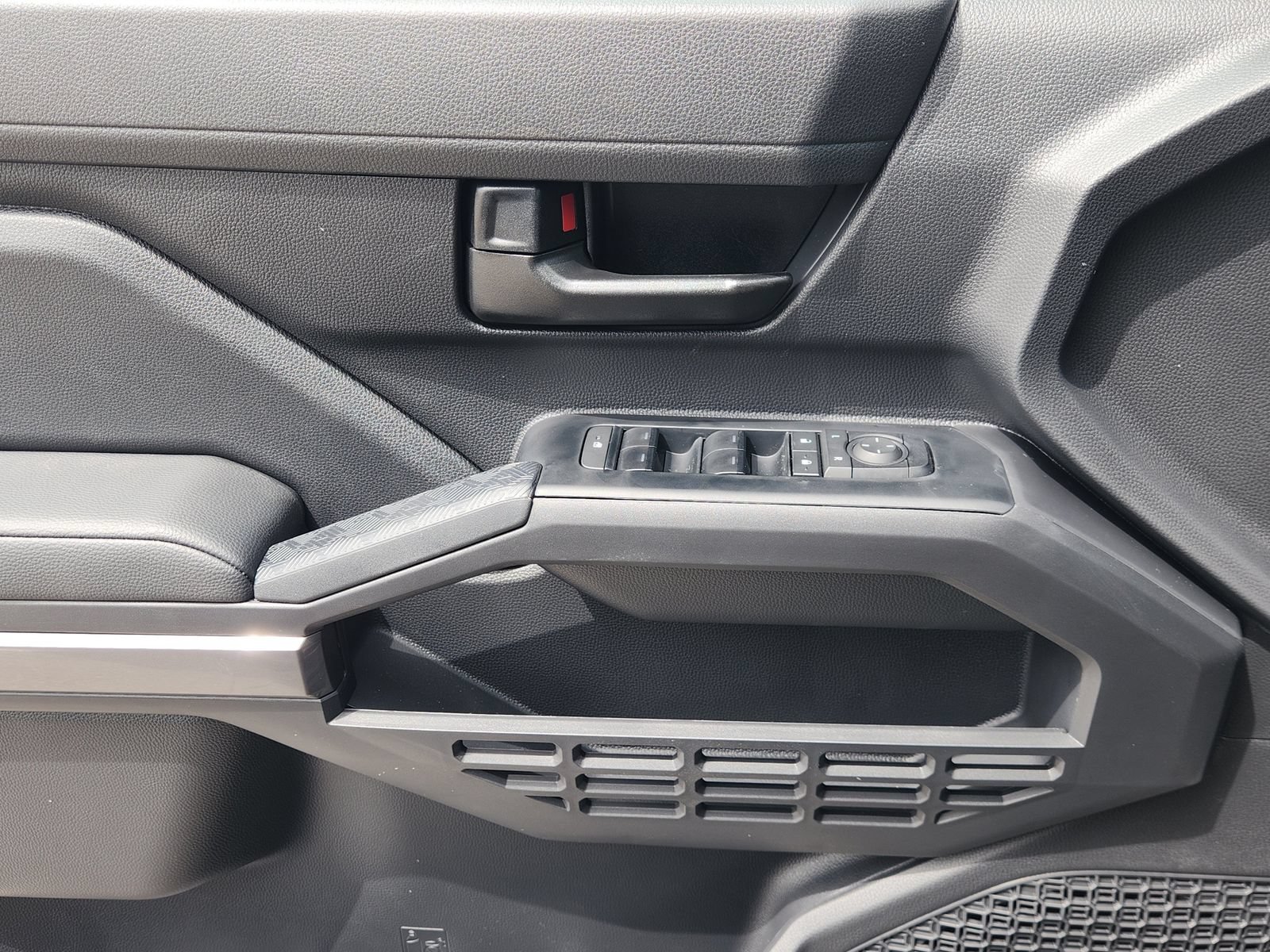 New 2026 Toyota Tacoma SR5 AWD/4WD image 22