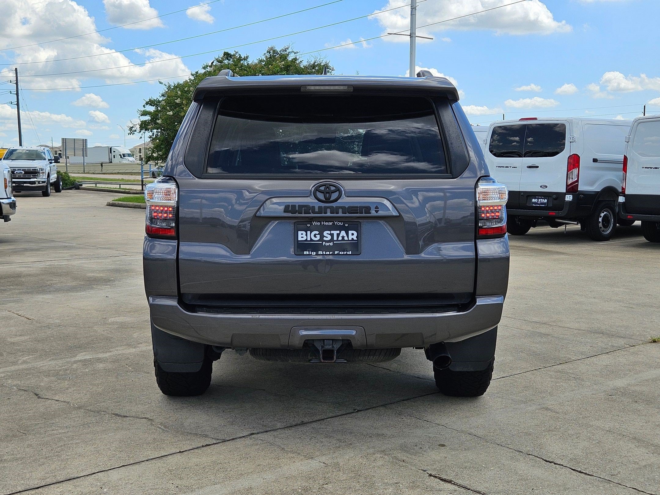 Used 2023 Toyota 4Runner SR5 Premium w/ Moonroof Package RWD image 5