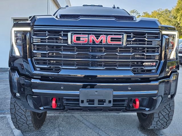 Used 2024 GMC Sierra 2500 AT4 w/ Technology Package AWD/4WD image 9