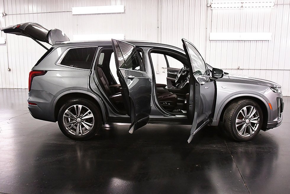 Used 2021 Cadillac XT6 Premium Luxury image 33