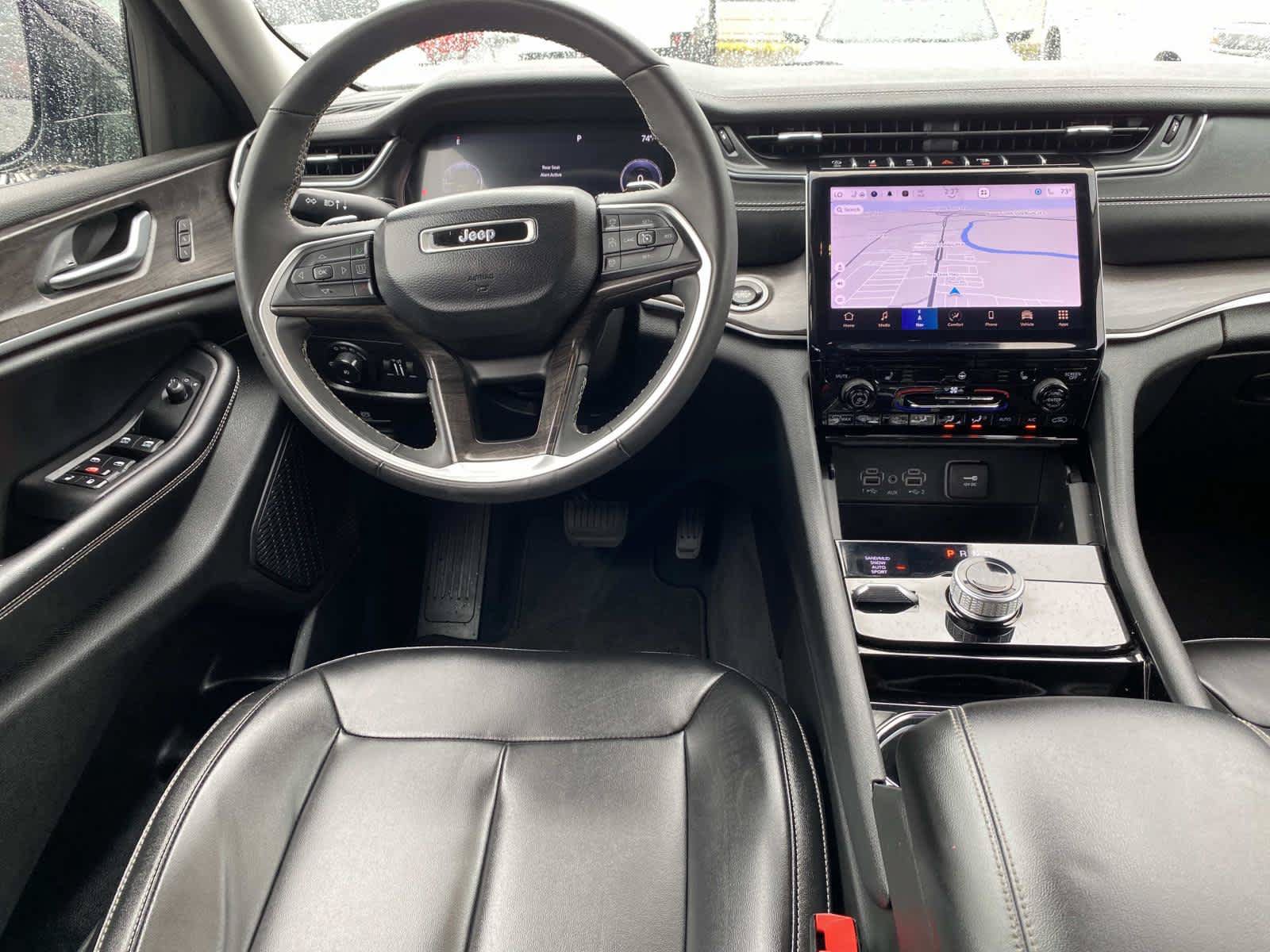 Certified 2023 Jeep Grand Cherokee Limited AWD/4WD image 10