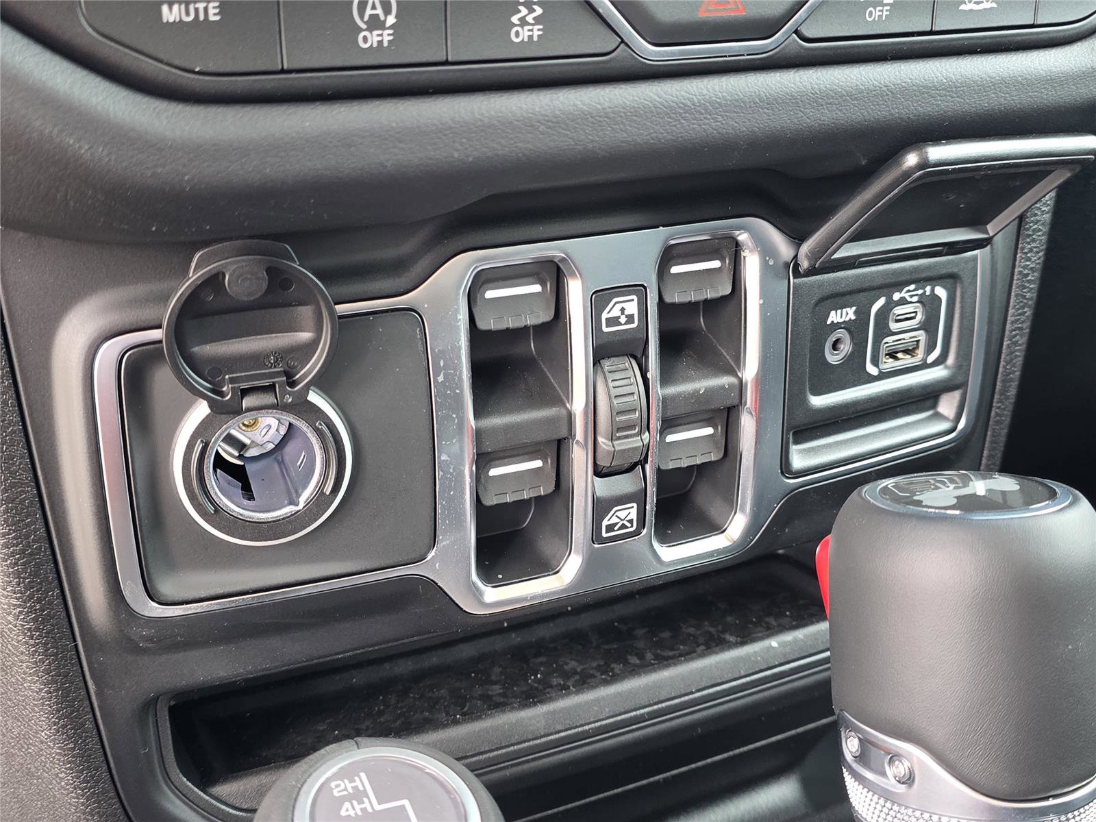 New 2026 Jeep Wrangler Sahara image 22