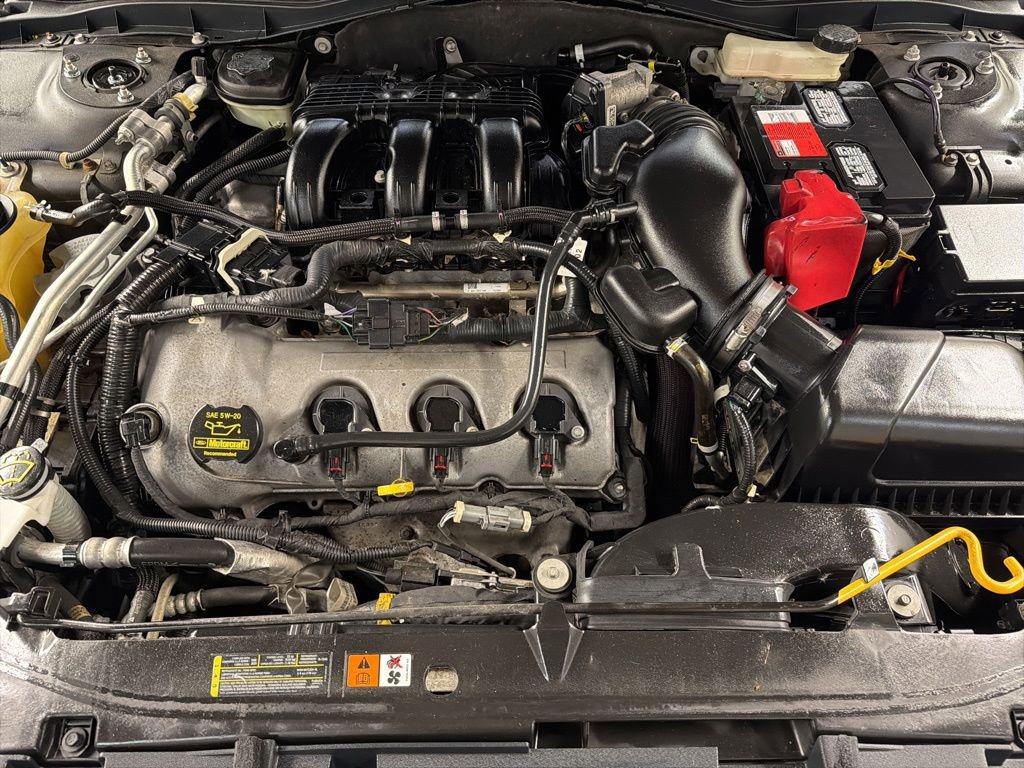 Used 2010 Ford Fusion Sport FWD image 30