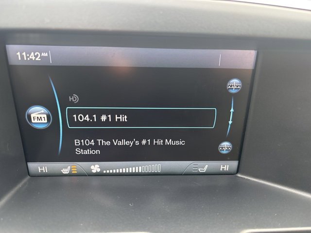 Used 2015 Volvo XC60 T6 image 16