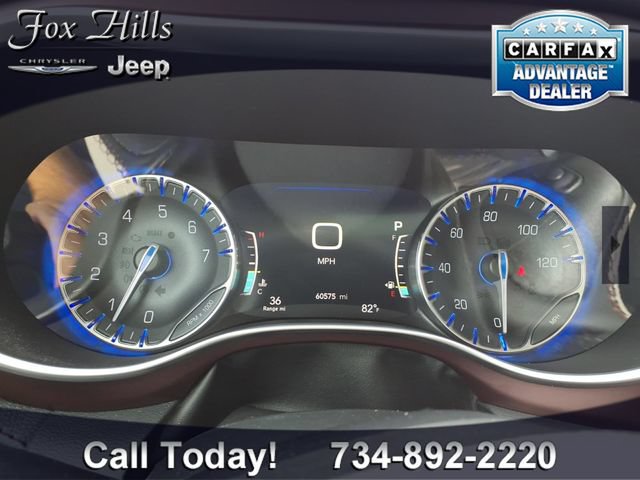 Used 2019 Chrysler Pacifica Limited w/ Tire & Wheel Group FWD image 20