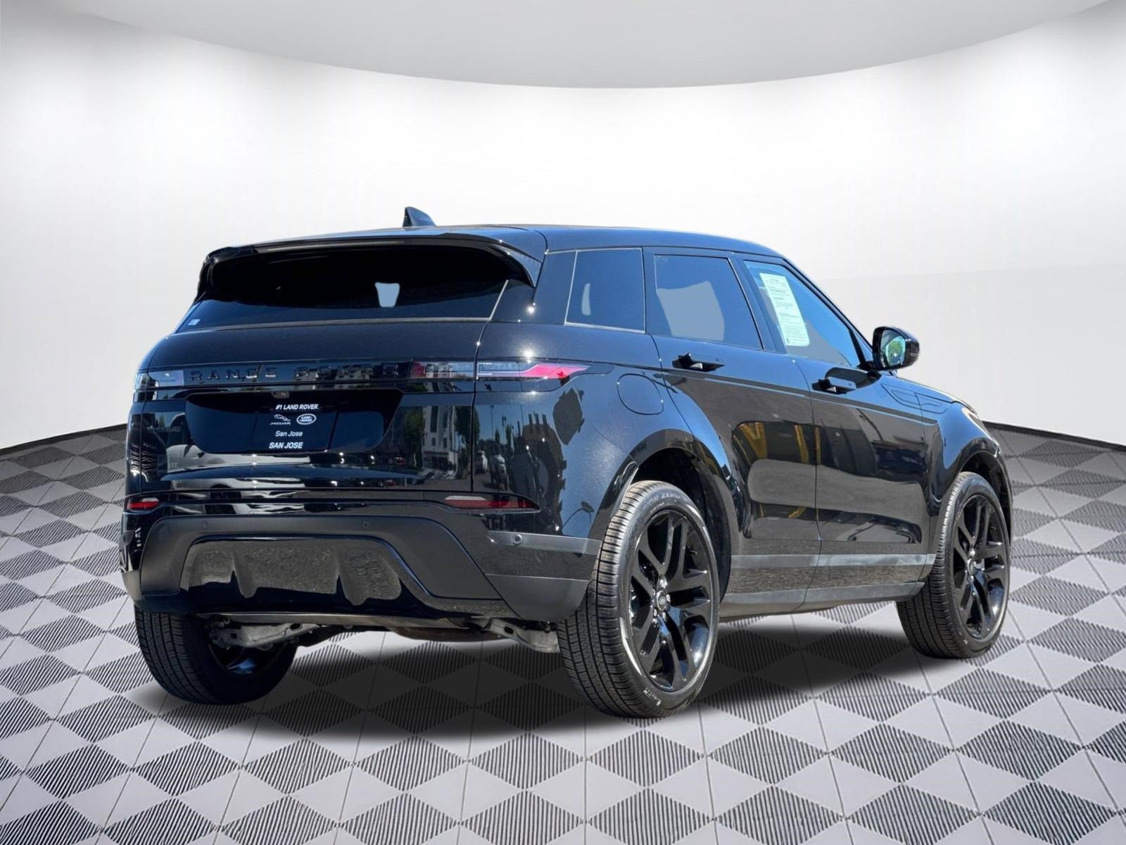 Used 2024 Land Rover Range Rover Evoque S AWD/4WD image 8