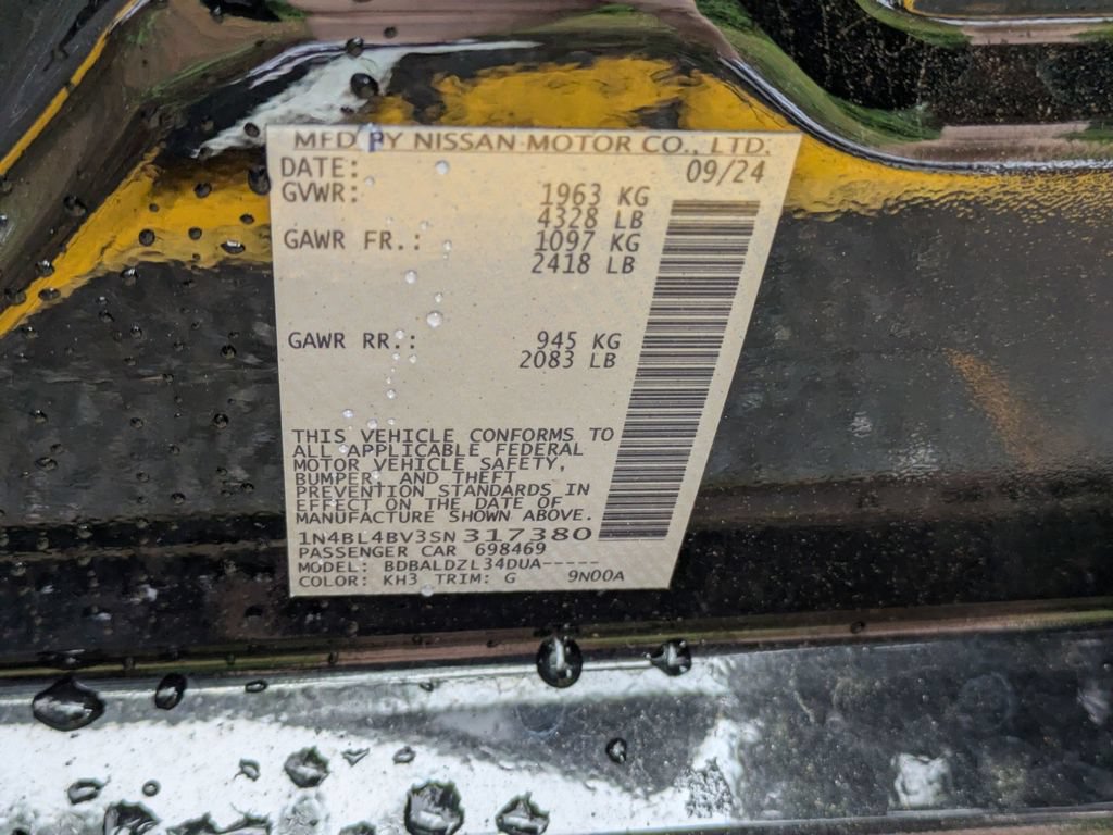Used 2025 Nissan Altima 2.5 S FWD image 37