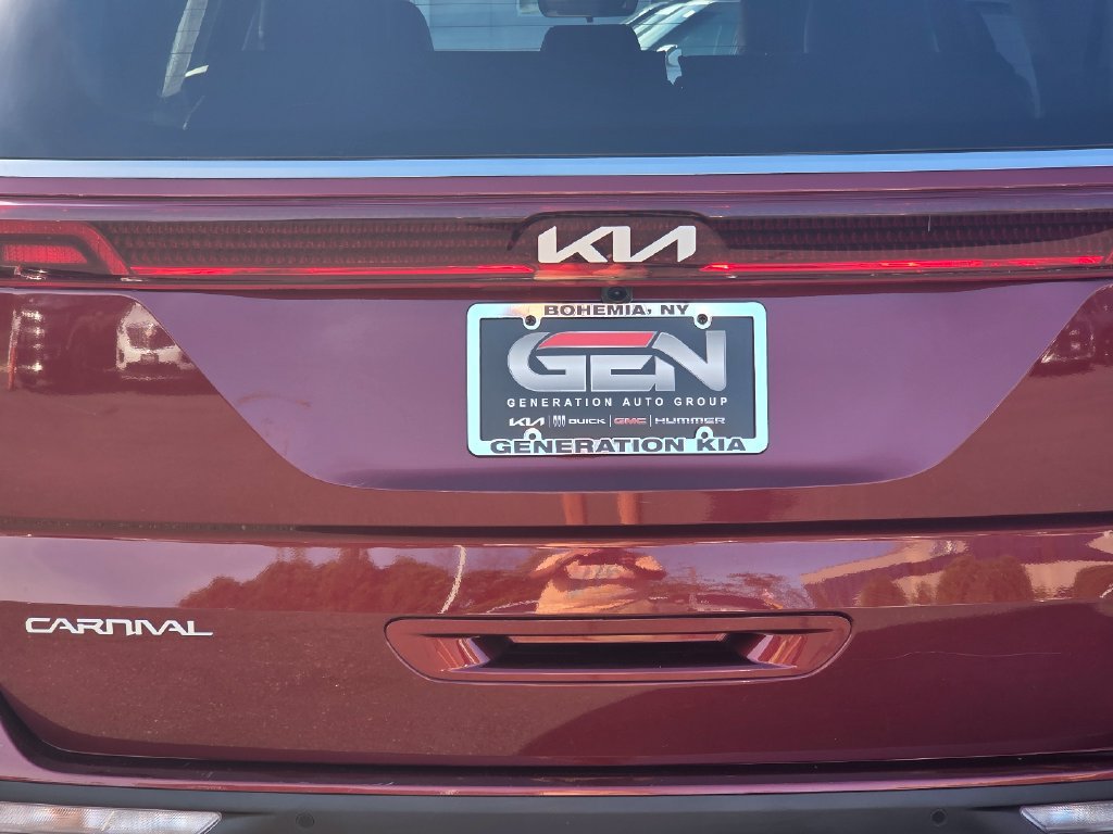 Certified 2024 Kia Carnival SX FWD image 37