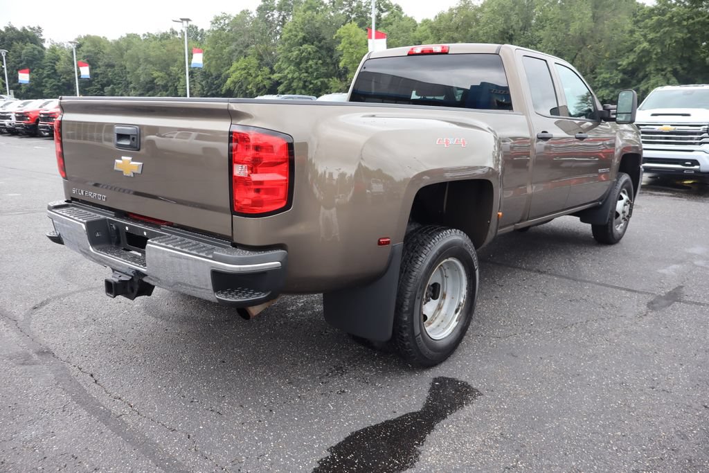 Used 2015 Chevrolet Silverado 3500 W/T AWD/4WD image 24