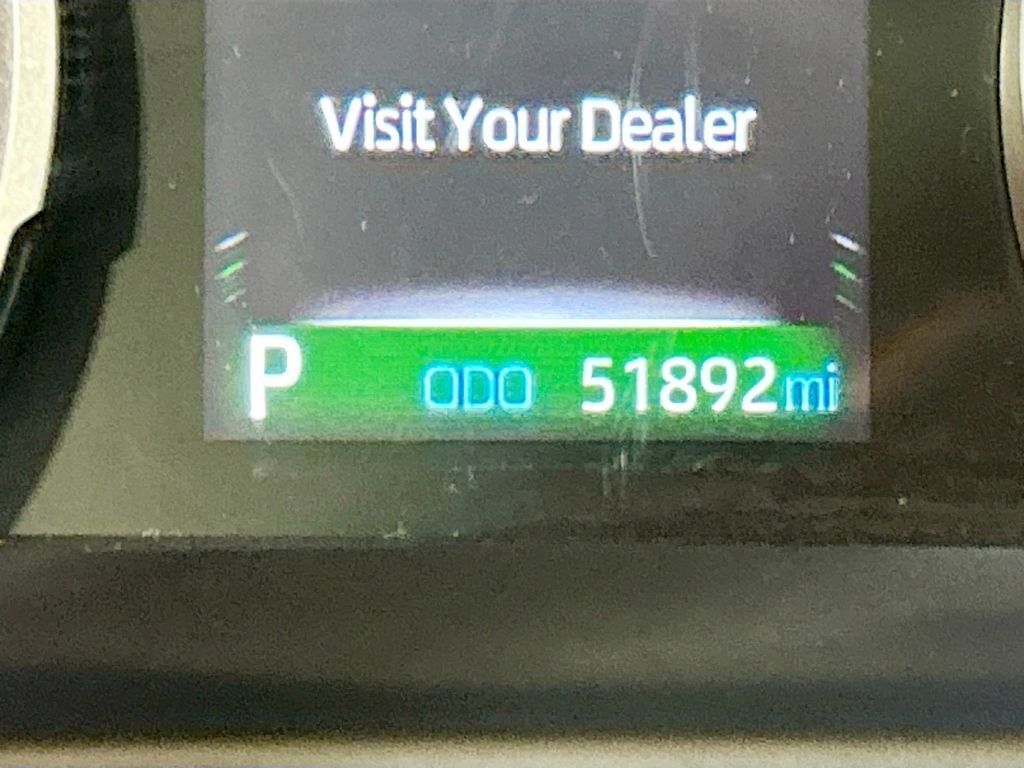 Used 2021 Toyota RAV4 XLE Premium FWD image 10