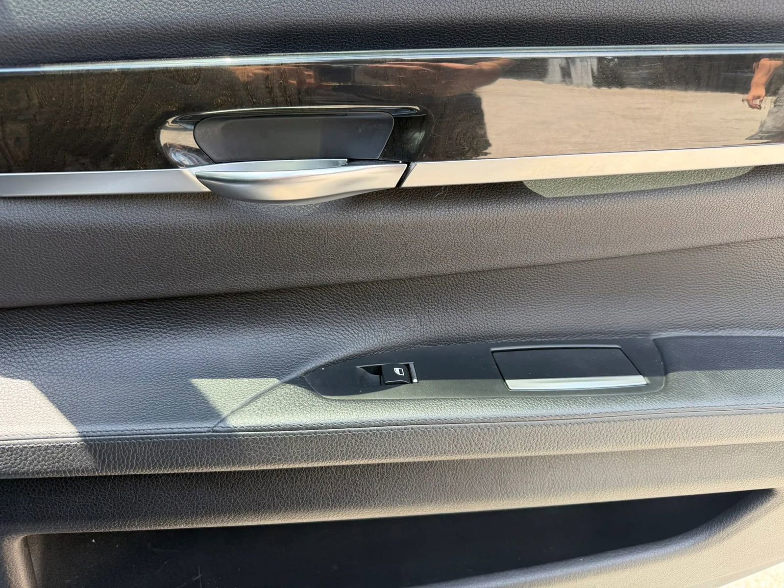 Used 2015 BMW 740Li RWD image 13