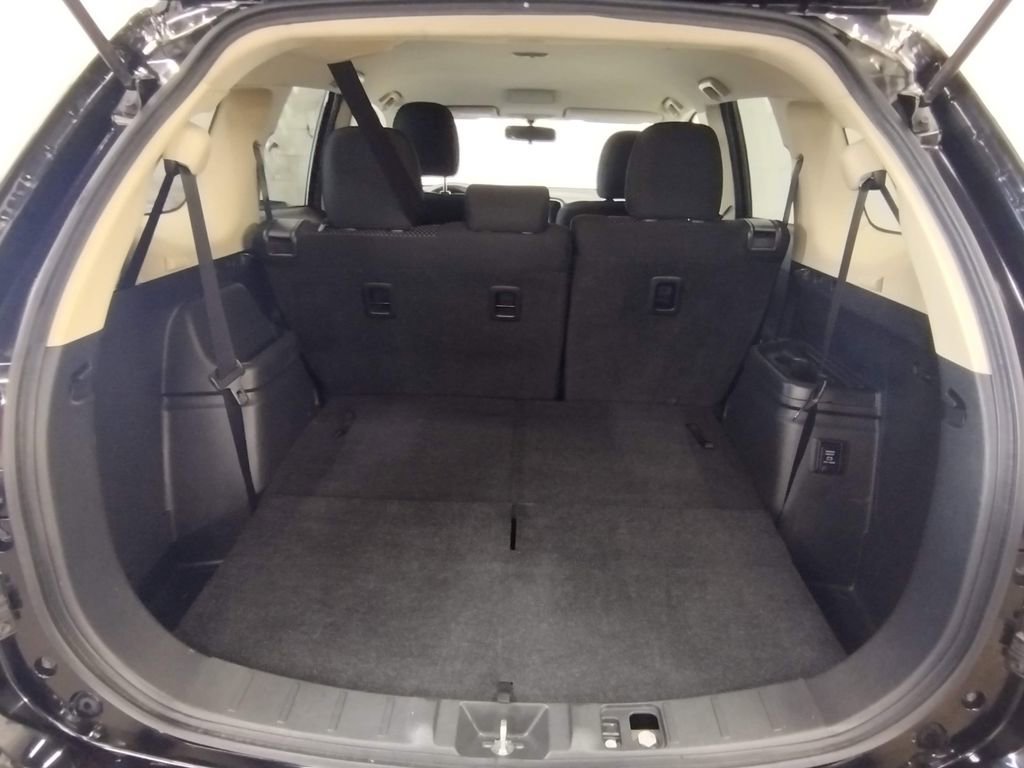 Used 2018 Mitsubishi Outlander ES image 20