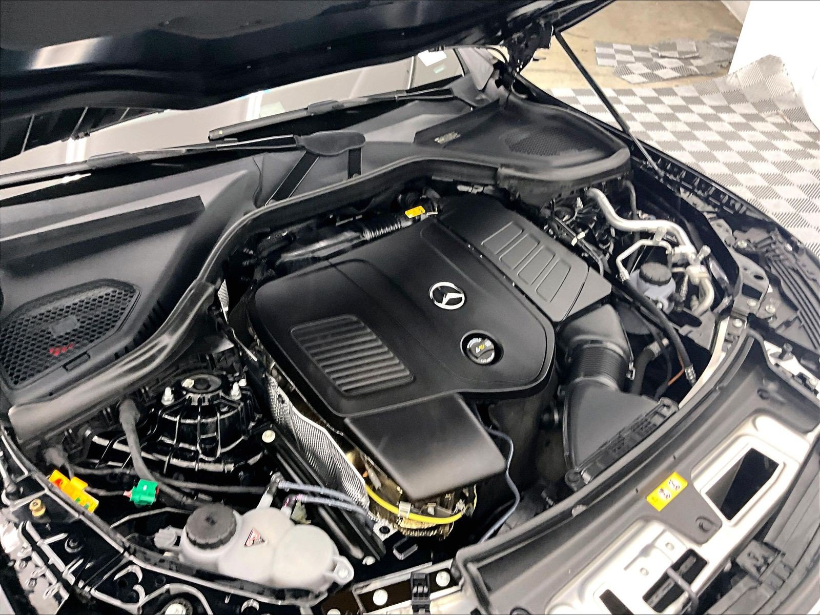 Certified 2025 Mercedes-Benz GLC 350e 4MATIC image 30