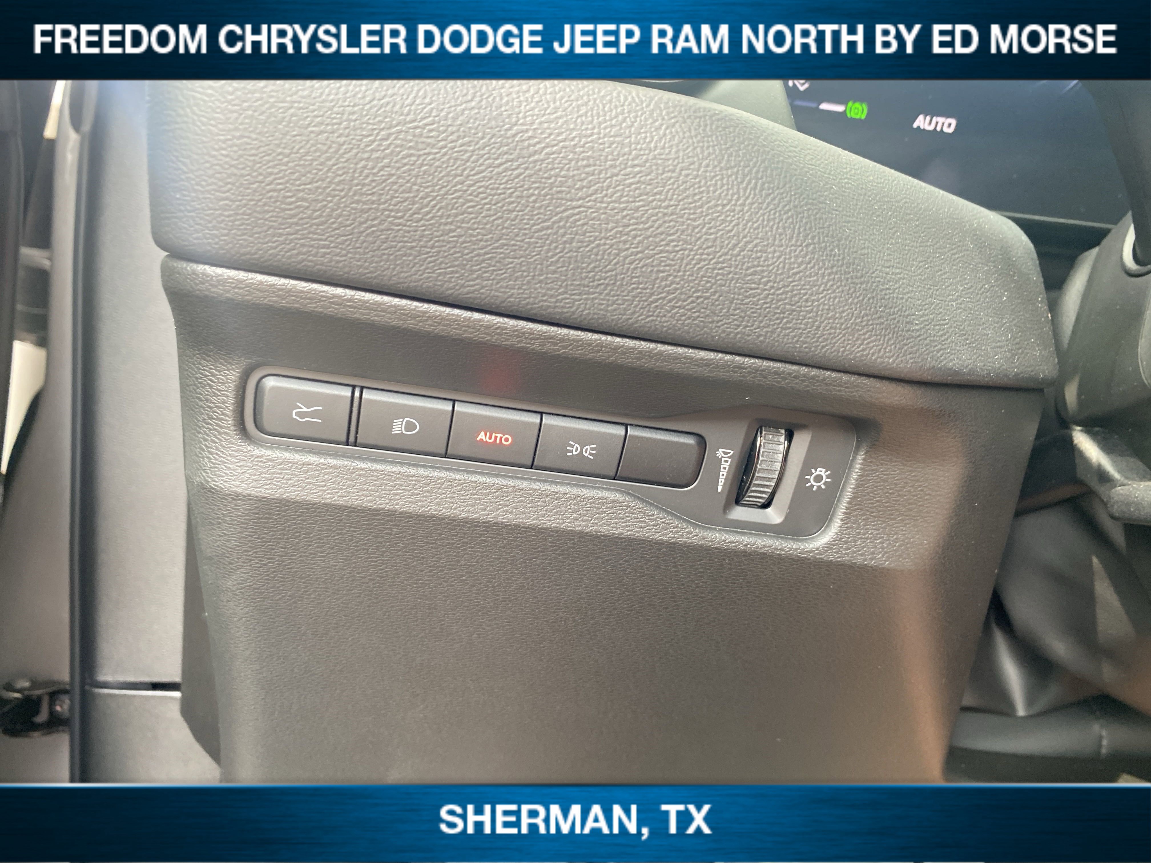 New 2025 Dodge Charger Scat Pack w/ Track Pack image 19