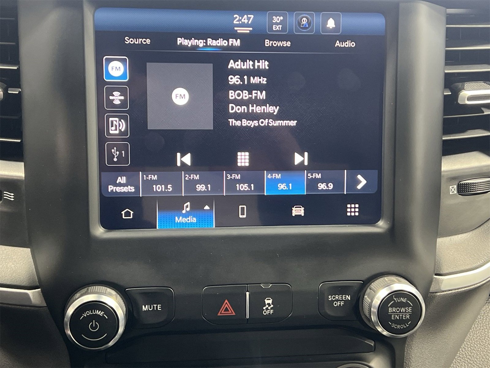 Used 2024 RAM 3500 Big Horn image 16