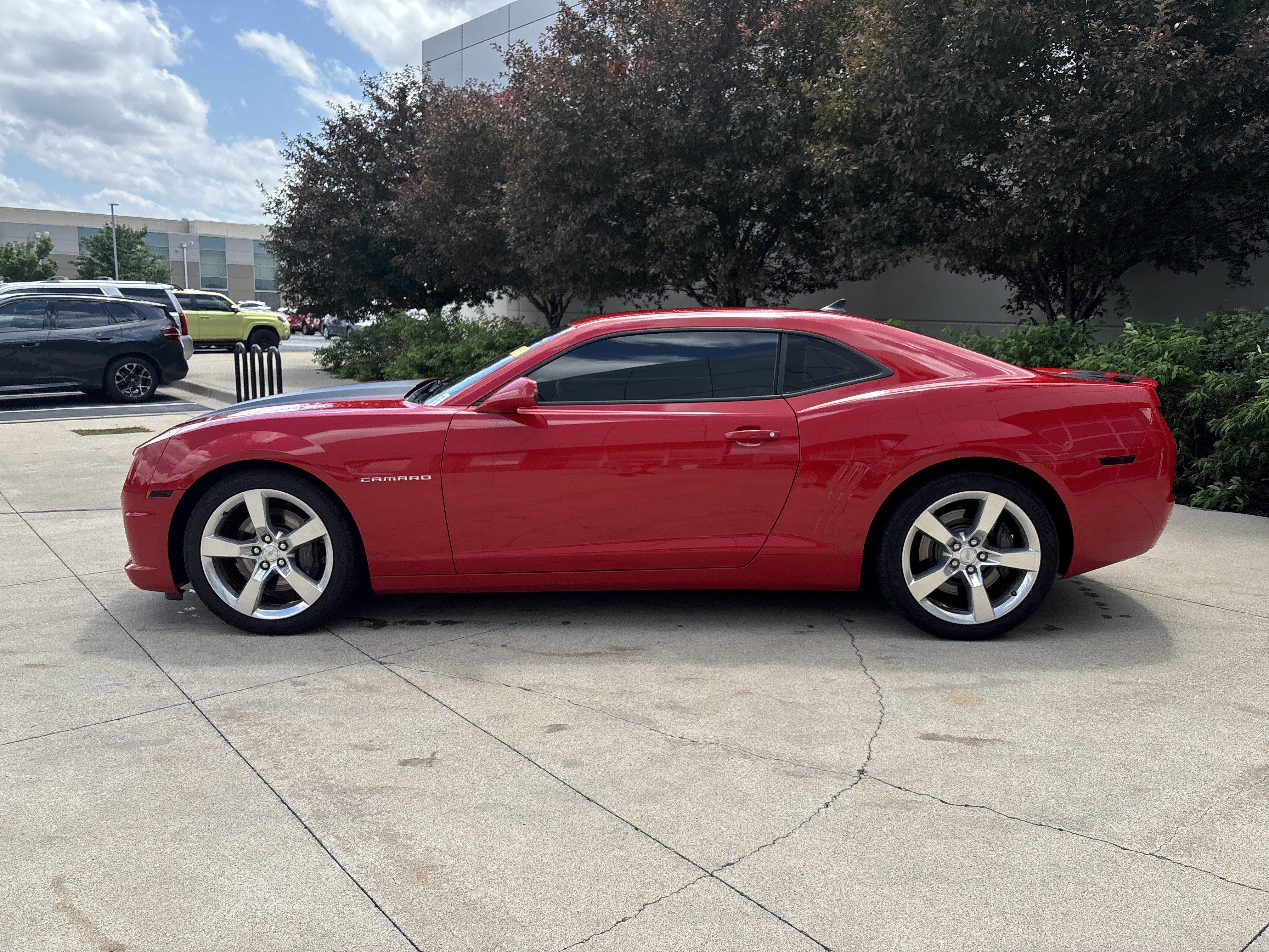 Used 2010 Chevrolet Camaro SS w/ RS Package RWD image 9