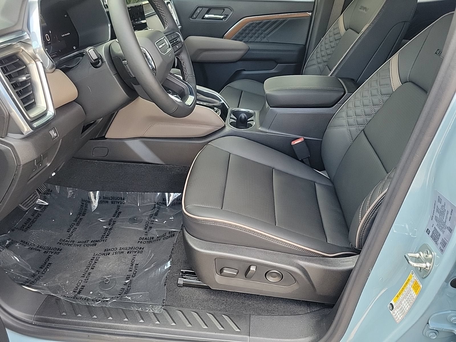 New 2026 GMC Canyon Denali AWD/4WD image 11