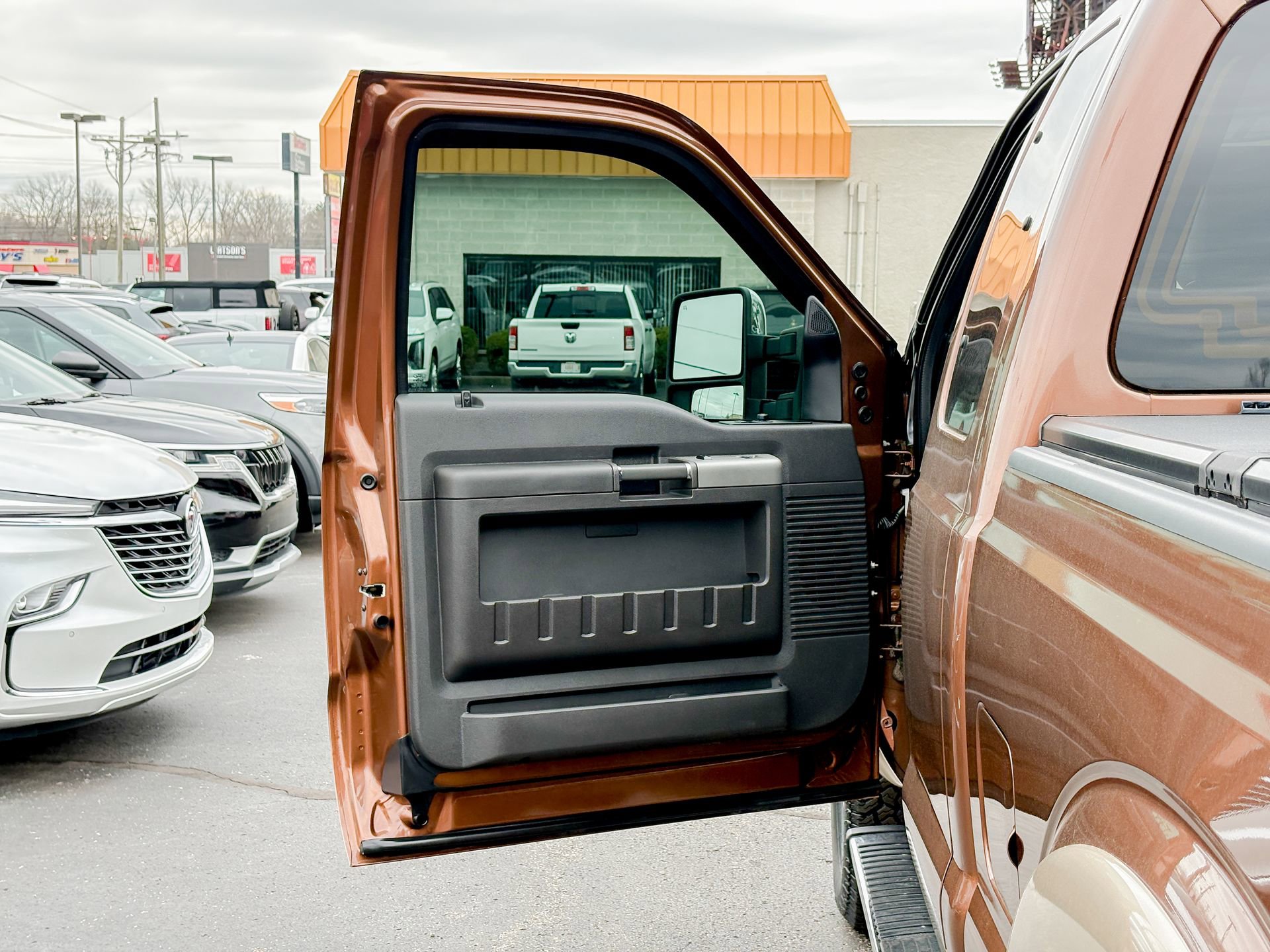 Used 2012 Ford F250 Lariat w/ Chrome Pkg image 22