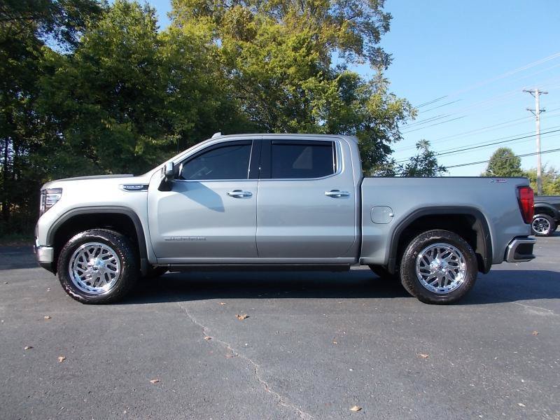 Used 2025 GMC Sierra 1500 SLT w/ SLT Premium Plus Package AWD/4WD image 2